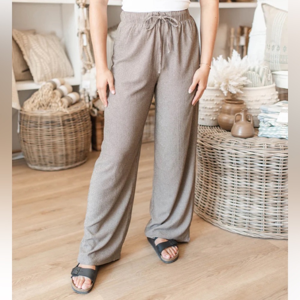 New with tags RD Style size small pauleena pants